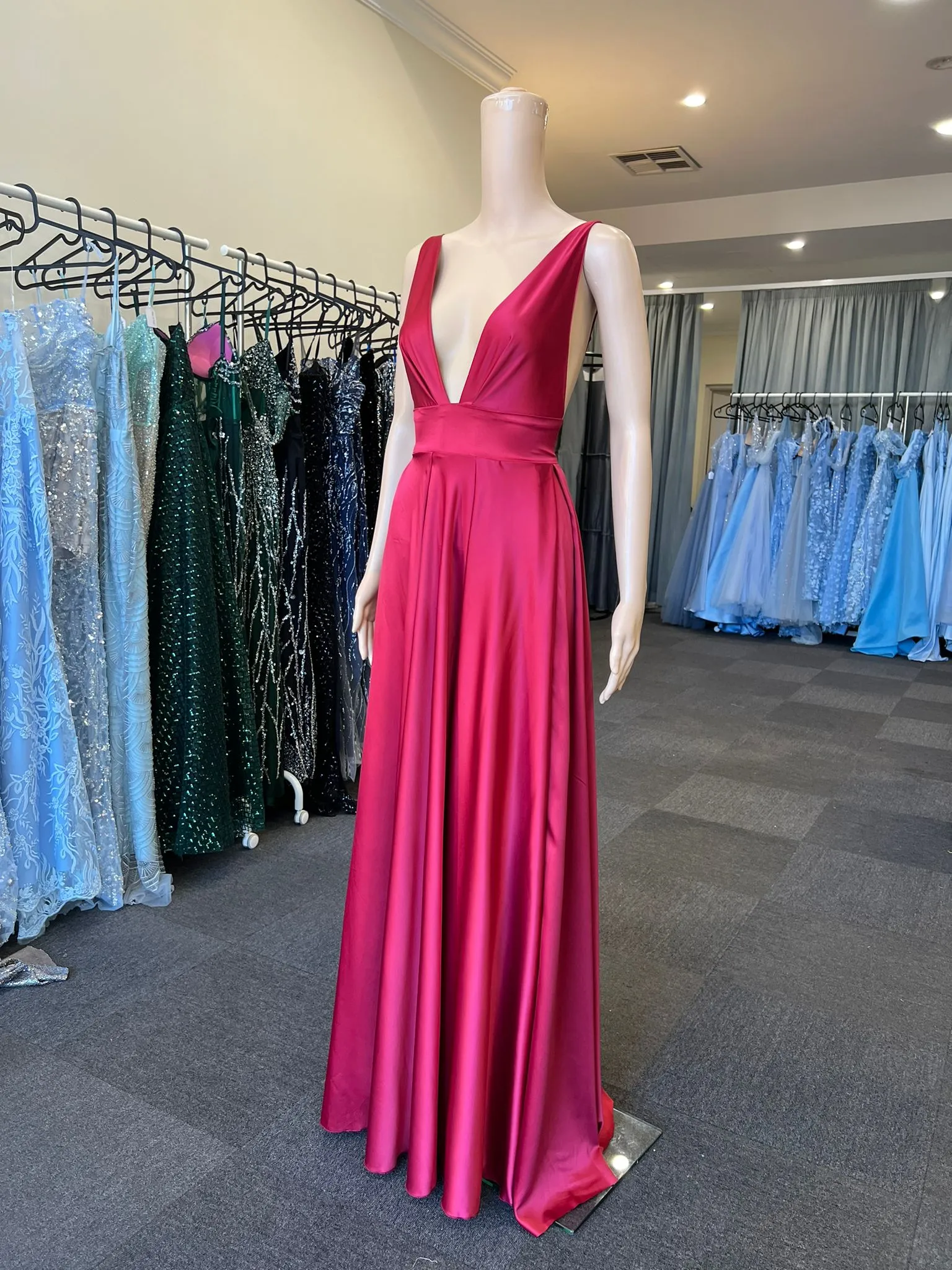 235 – QYN Adalyn Red Gown