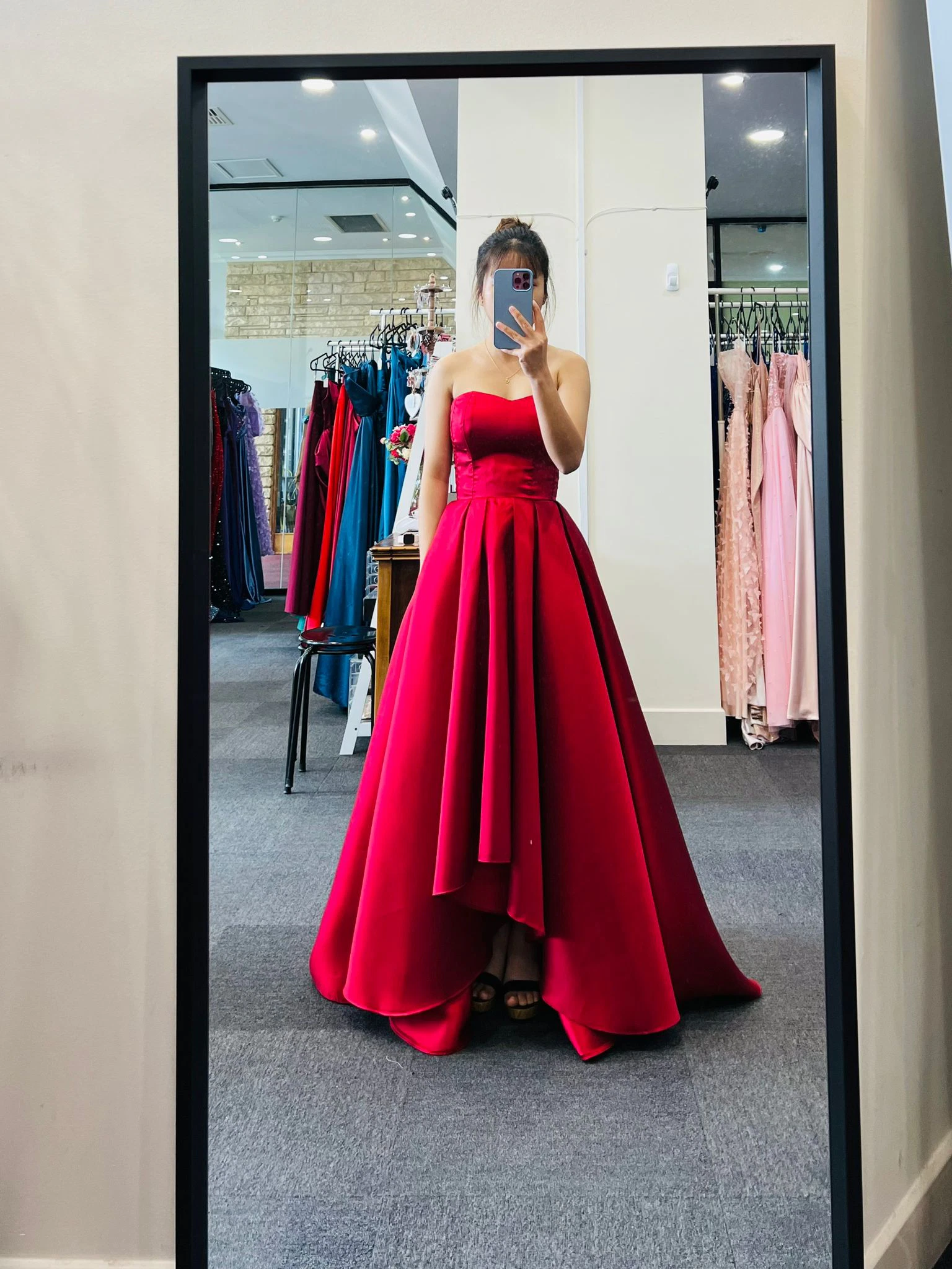 535 – QYN Arya Red Gown