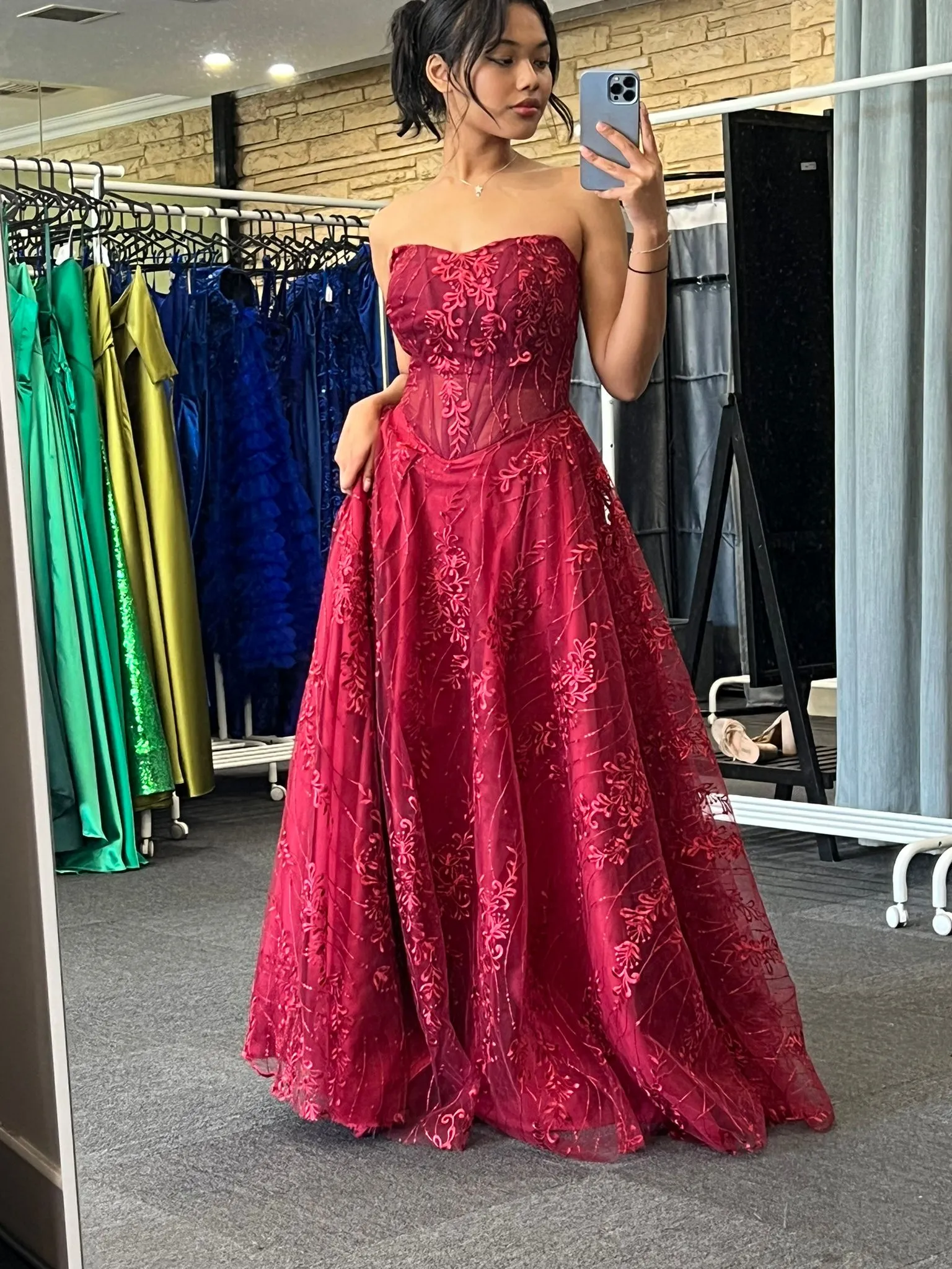 823 – QYN Norah Red Gown