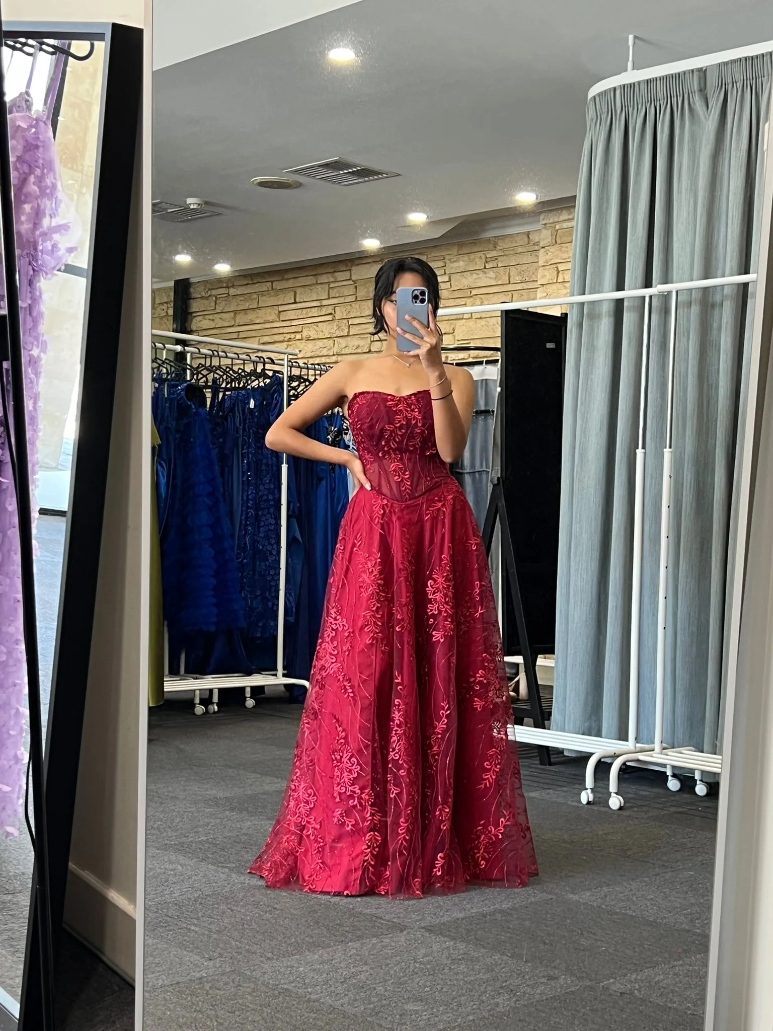 823 – QYN Norah Red Gown 2