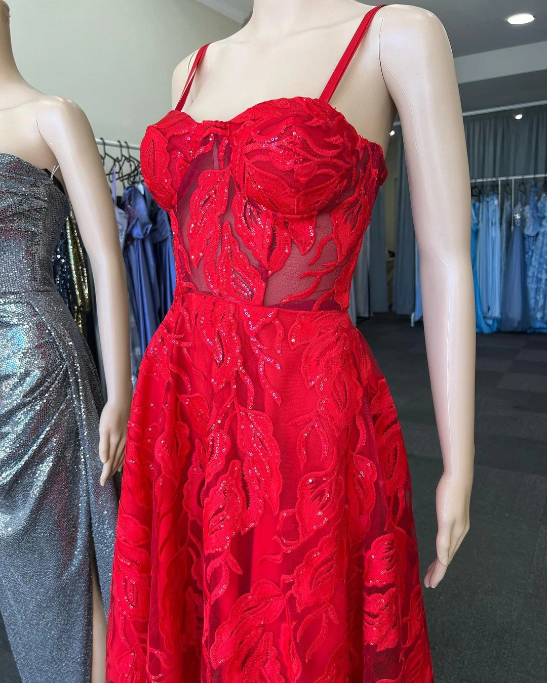 936 – QYN Celia Red Gown 936 – QYN Celia Red Gown