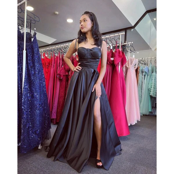 Q398 - QYN Serenity Black Gown