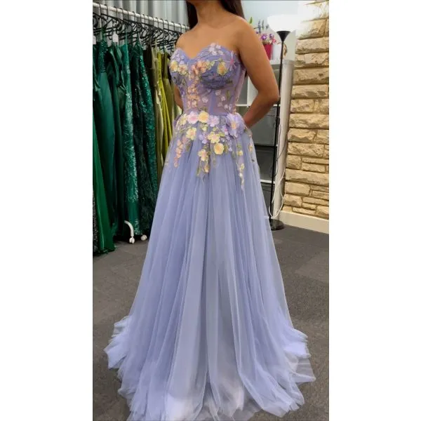 Q430 - QYN Leila Lilac Gown