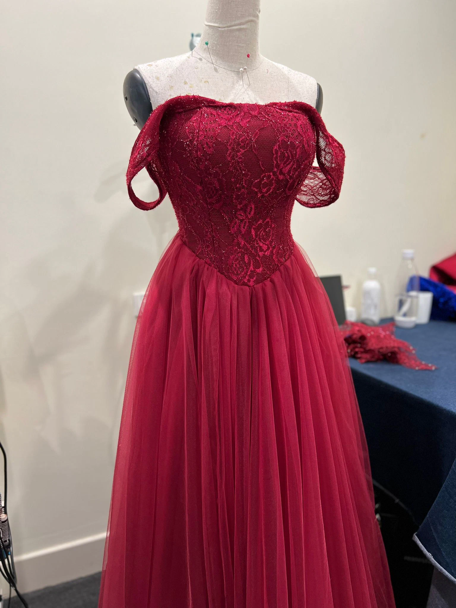 Q468 – QYN Tinsley Red Gown