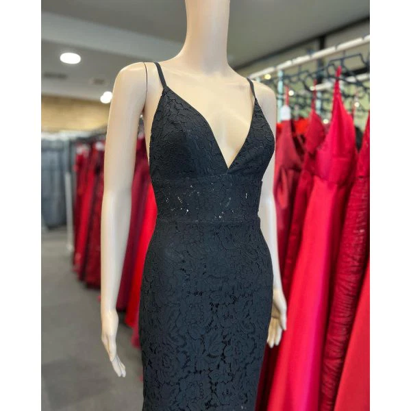 Q513 - QYN Sienna Black Dress