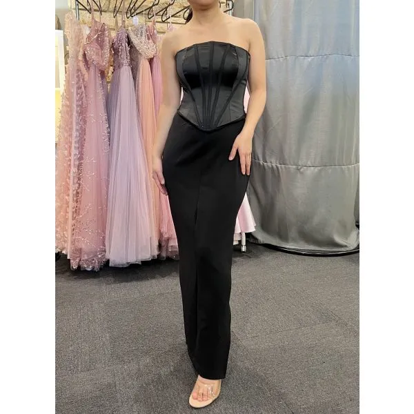 Q681 - QYN Madison Black Dress