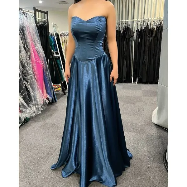 Q792 - QYN Jasmine Sea Blue Gown