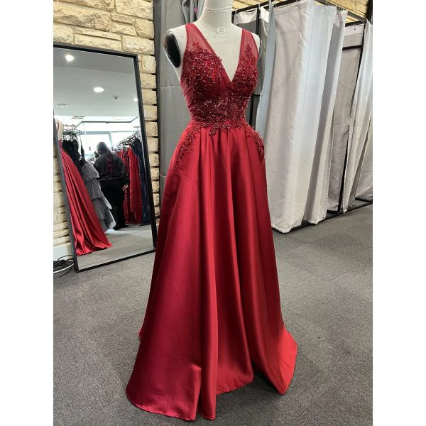 Q966 - QYN Felicia Red Gown