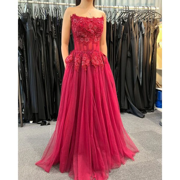 Q967 - QYN Eva Red Gown