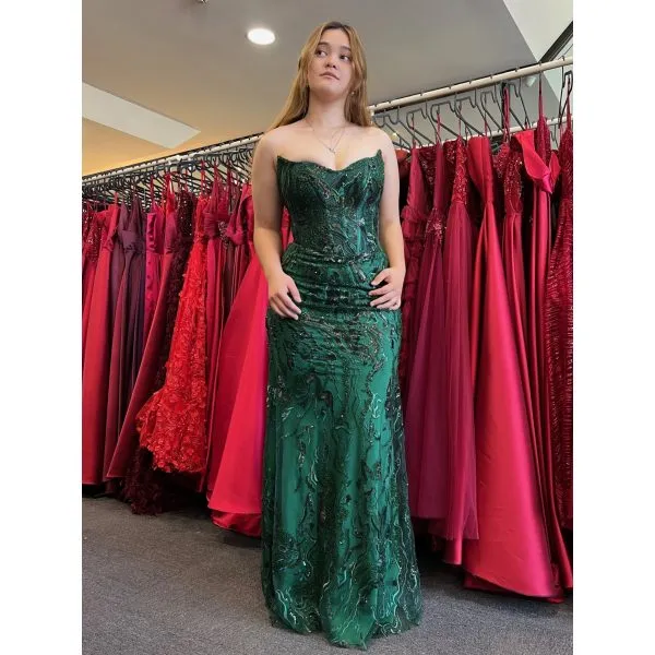 Y304 - QYN Ellianna Green Gown