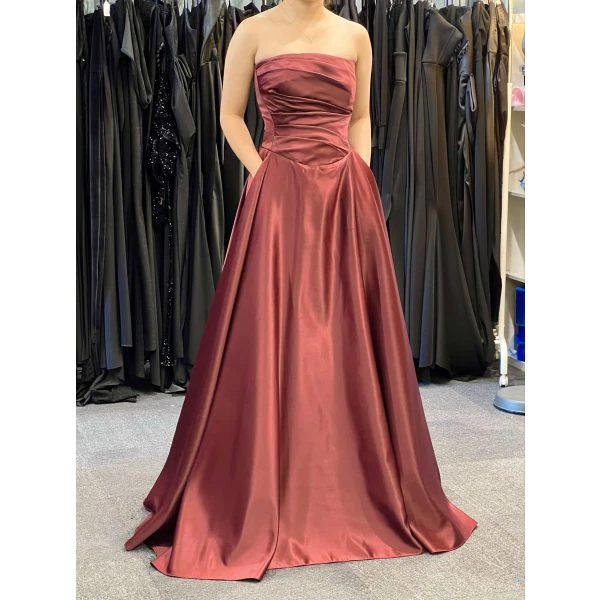 Y311 - QYN Vida Red Gown