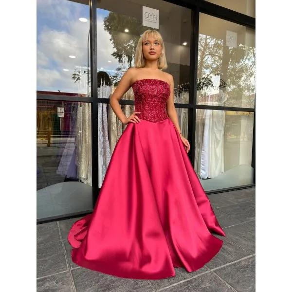 Y333 - QYN Connie Red Gown