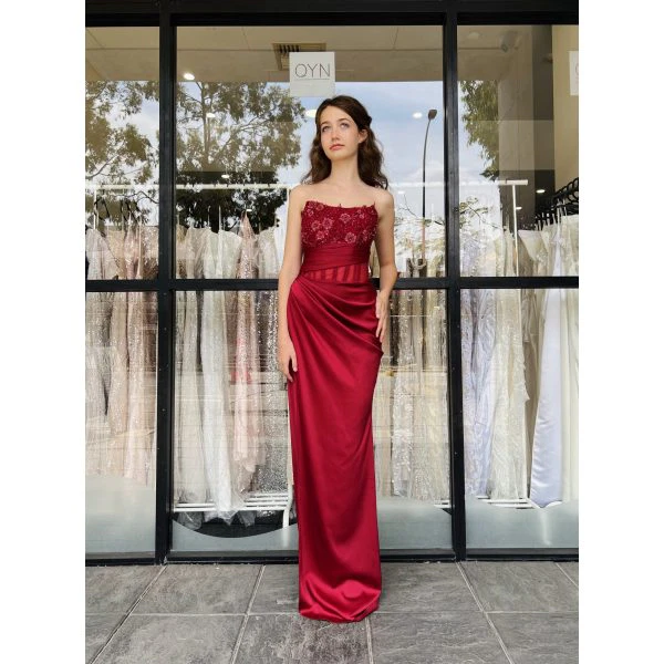 Y345 - QYN Dulcie Red Gown