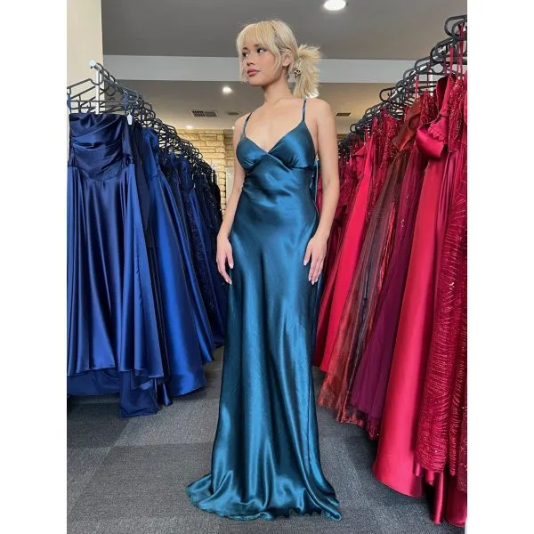 Y390 - QYN Isolde Blue Gown