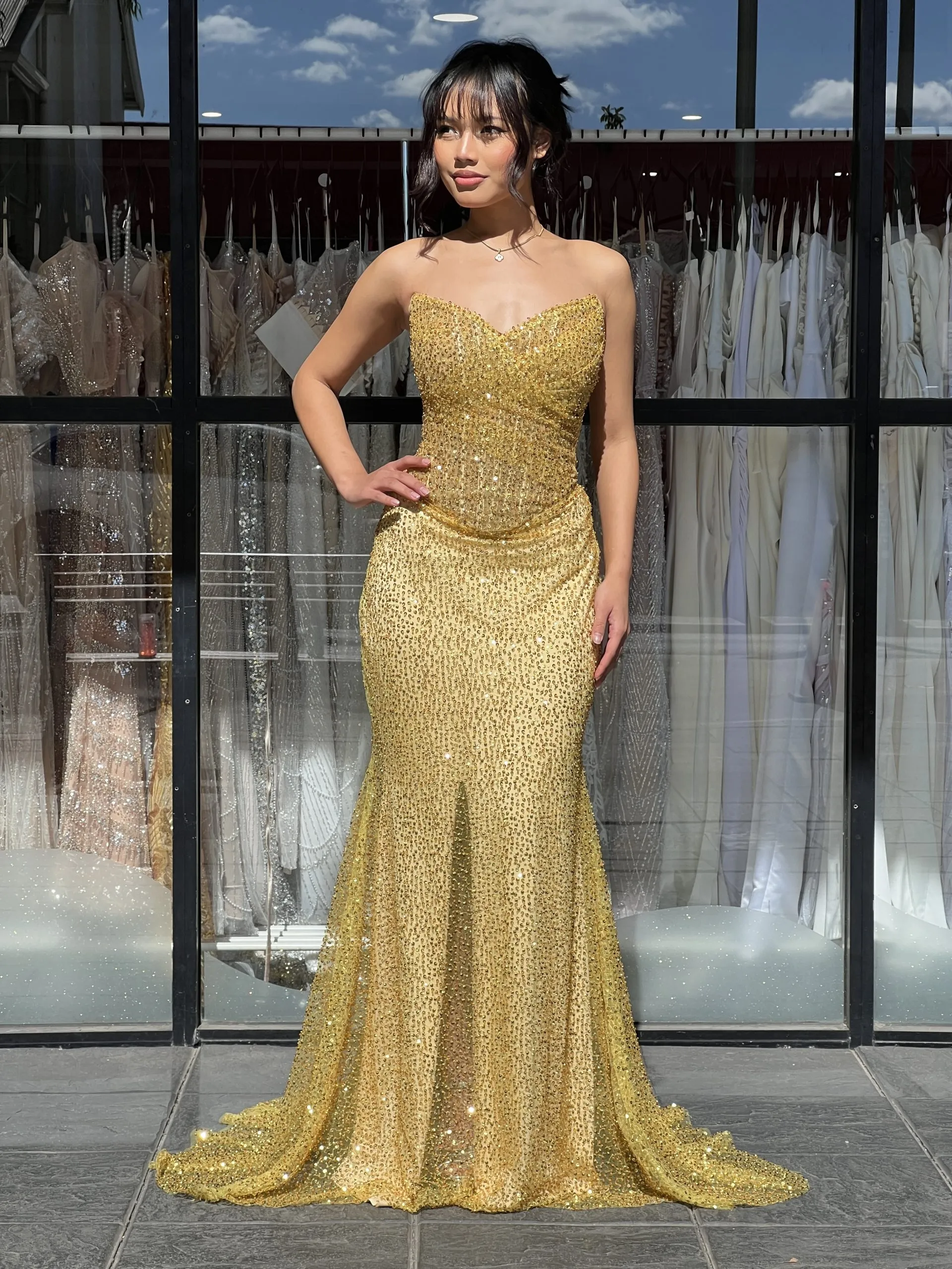 Y475 – QYN Chelsea Collins Gold Gown Y475 – QYN Chelsea Collins Gold Gown