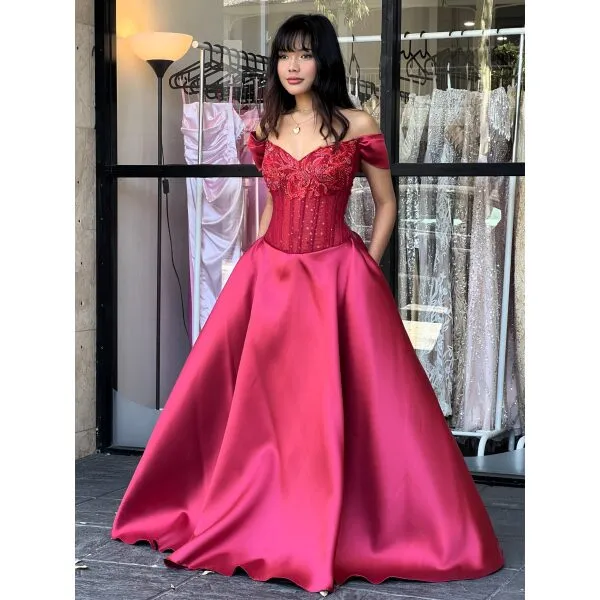 Y632 – QYN Cecelia Laney Red Gown