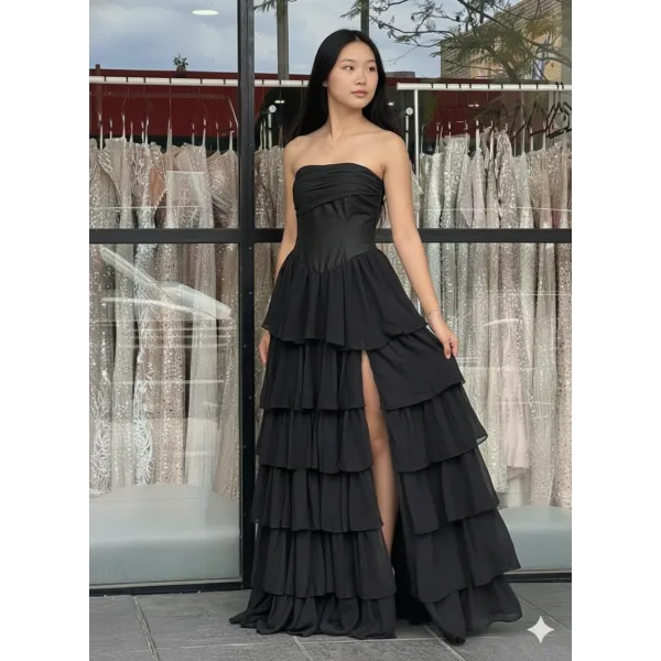 Y649 – QYN Giana Lily Black Gown